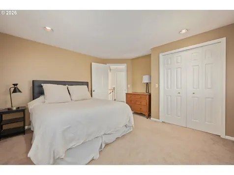 1798 Duke Court Eugene OR 97401