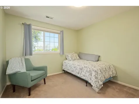 1798 Duke Court Eugene OR 97401