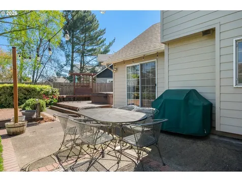 1798 Duke Court Eugene OR 97401