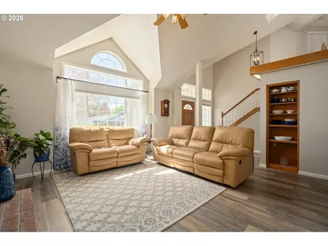 1798 Duke Court Eugene OR 97401