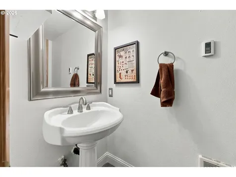8292 NE Snowberry Loop Vancouver WA 98660