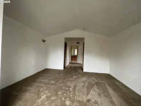 702 NE 94th Avenue Portland OR 97220