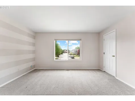 3503 SE 182nd Avenue Vancouver WA 98683