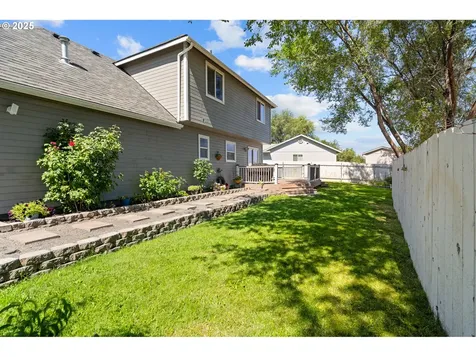 1464 SW Riverhill Drive Hermiston OR 97838
