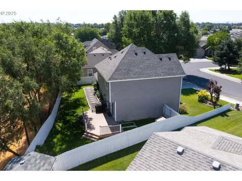 1464 SW Riverhill Drive Hermiston OR 97838