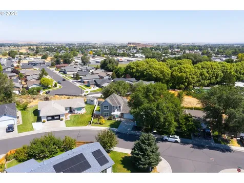 1464 SW Riverhill Drive Hermiston OR 97838