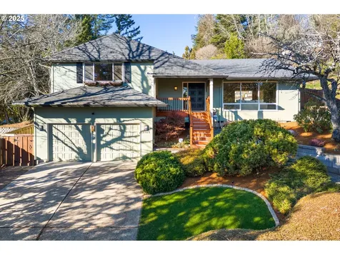 3105 SW Raleighview Drive Portland OR 97225