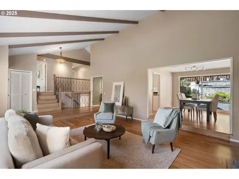 3105 SW Raleighview Drive Portland OR 97225