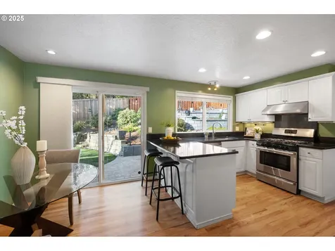 3105 SW Raleighview Drive Portland OR 97225