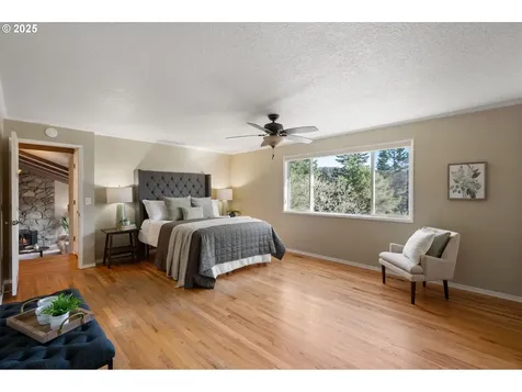 3105 SW Raleighview Drive Portland OR 97225