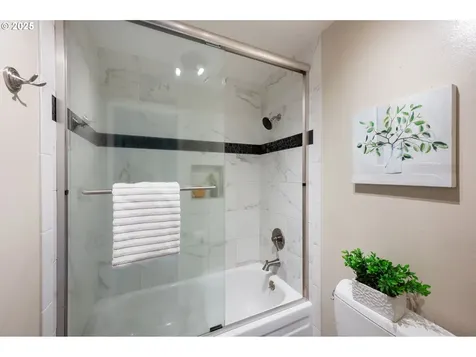 3105 SW Raleighview Drive Portland OR 97225