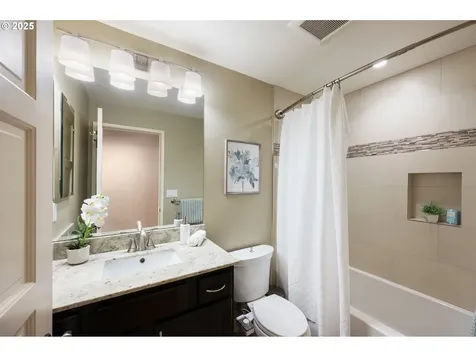 3105 SW Raleighview Drive Portland OR 97225