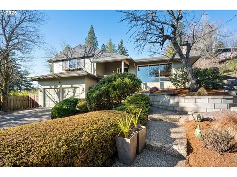 3105 SW Raleighview Drive Portland OR 97225