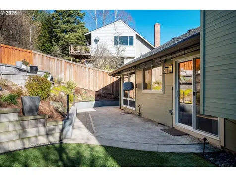 3105 SW Raleighview Drive Portland OR 97225