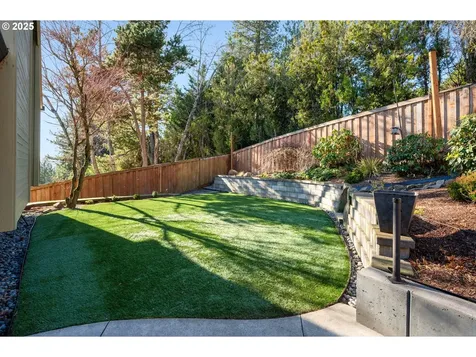 3105 SW Raleighview Drive Portland OR 97225