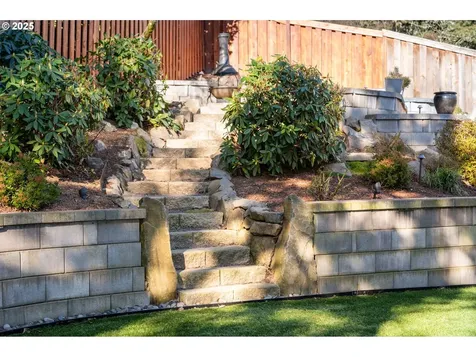 3105 SW Raleighview Drive Portland OR 97225