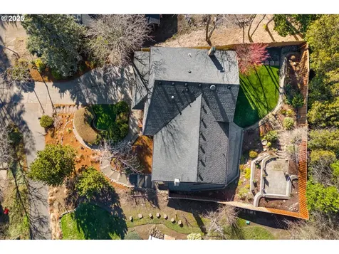 3105 SW Raleighview Drive Portland OR 97225