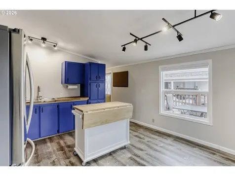 18485 SW Pacific Drive Tualatin OR 97062