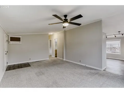 18485 SW Pacific Drive Tualatin OR 97062