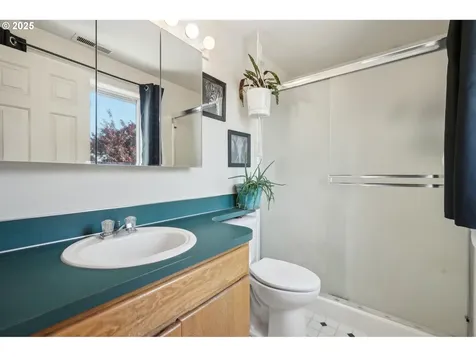 6103 NE 54th Street Vancouver WA 98661
