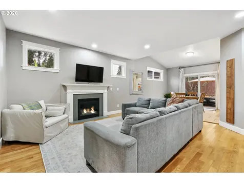 9250 SW Sagert Street Tualatin OR 97062