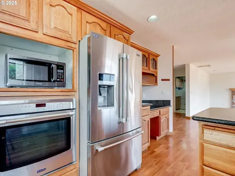 13811 SE 36th Street Vancouver WA 98683