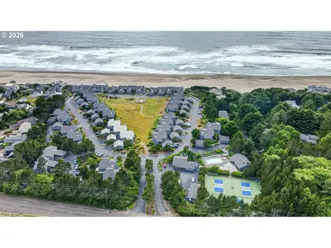 4175 N Highway 101 Depoe Bay OR 97341