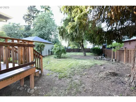 9029 NE Webster Street Portland OR 97220