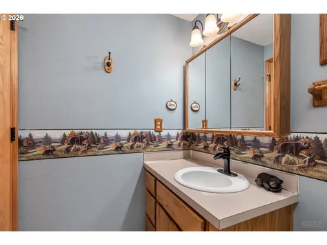 9958 Beach Drive Birkenfeld OR 97016