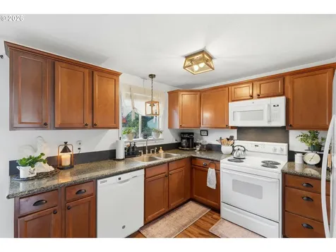 15404 NE 28th Street Vancouver WA 98682