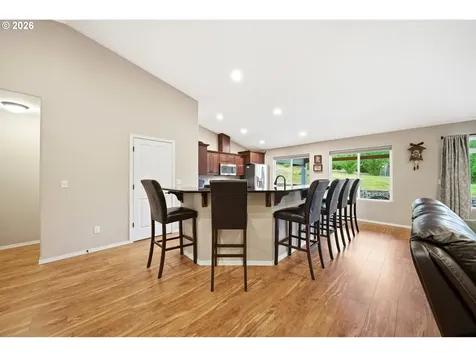 946 Paine Road Castle Rock WA 98611