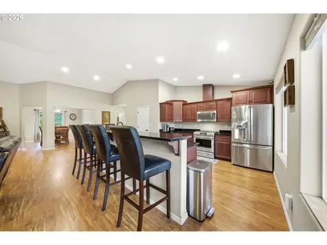 946 Paine Road Castle Rock WA 98611