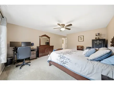 946 Paine Road Castle Rock WA 98611