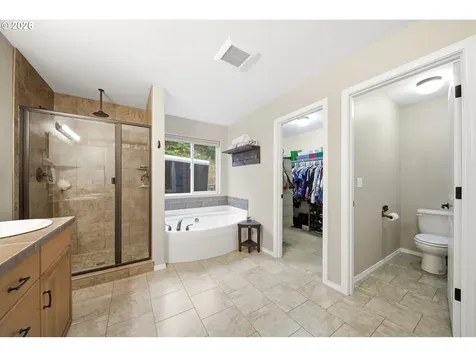 946 Paine Road Castle Rock WA 98611