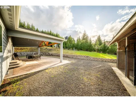 946 Paine Road Castle Rock WA 98611