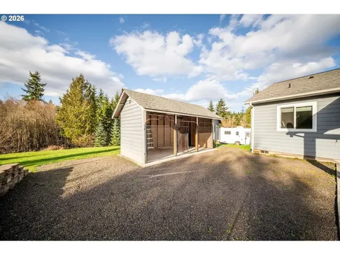 946 Paine Road Castle Rock WA 98611