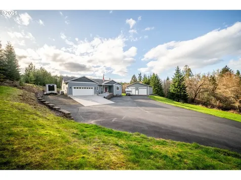 946 Paine Road Castle Rock WA 98611