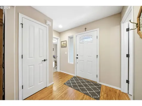 946 Paine Road Castle Rock WA 98611
