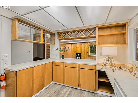 472 SE 72nd Avenue Portland OR 97215