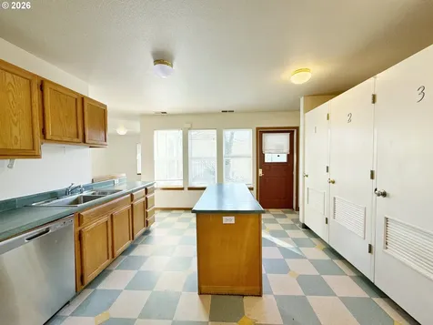 217 NE 192nd Avenue Portland OR 97230