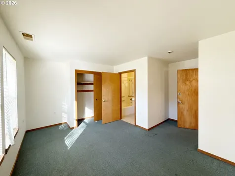 217 NE 192nd Avenue Portland OR 97230