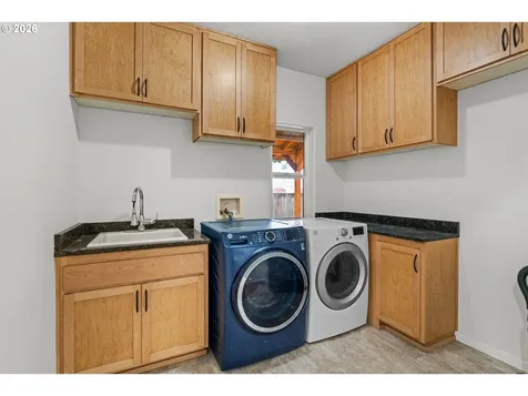 825 Waverly Street Eugene OR 97401