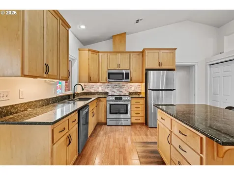 825 Waverly Street Eugene OR 97401