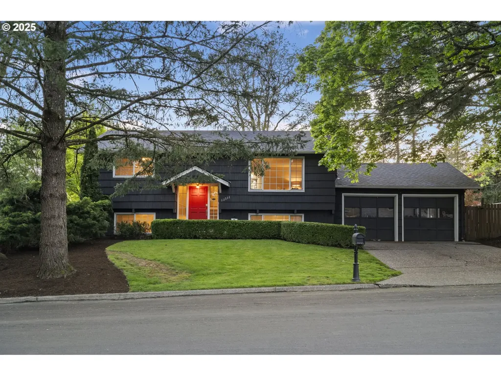13511 SW 62nd Avenue Portland OR 97219