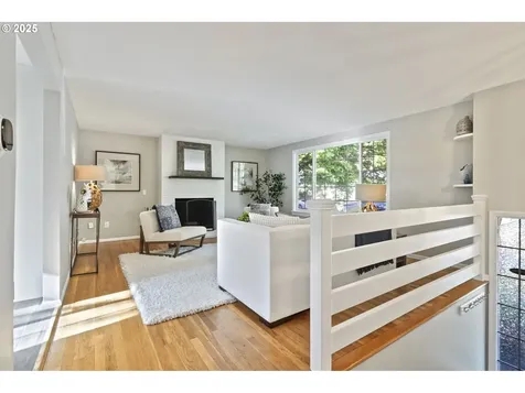 13511 SW 62nd Avenue Portland OR 97219