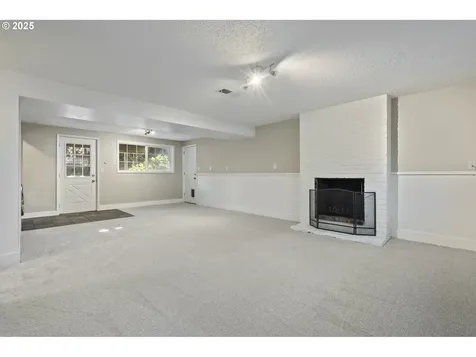 13511 SW 62nd Avenue Portland OR 97219
