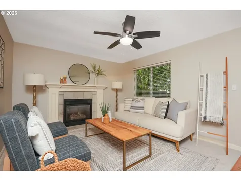 6807 SE 50th Avenue Portland OR 97206