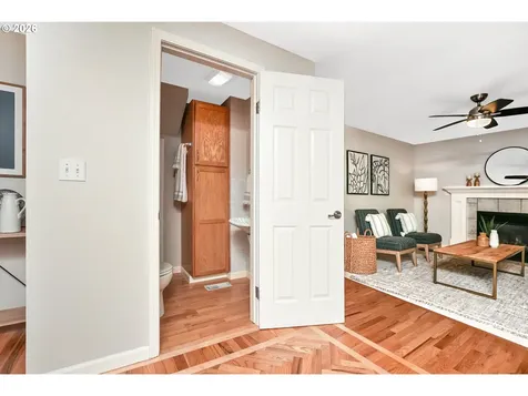 6807 SE 50th Avenue Portland OR 97206