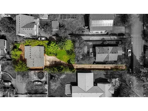 6807 SE 50th Avenue Portland OR 97206