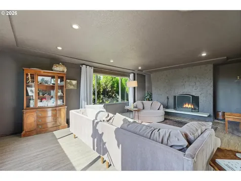 3336 NE Cadet Avenue Portland OR 97220